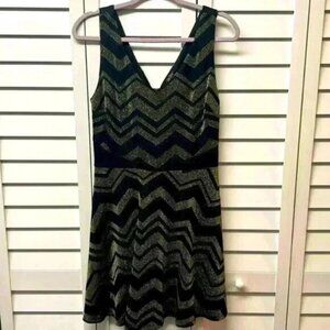 BeBop Sleeveless Fit & Flare Dress Size Large Black & Gold